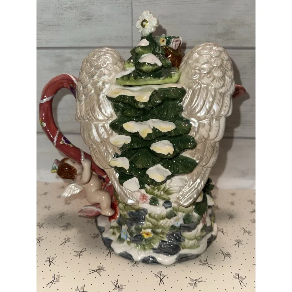 Vintage‎ Angel Cherub Christmas Tree Ceramic Teapot Holiday Floral Decorative